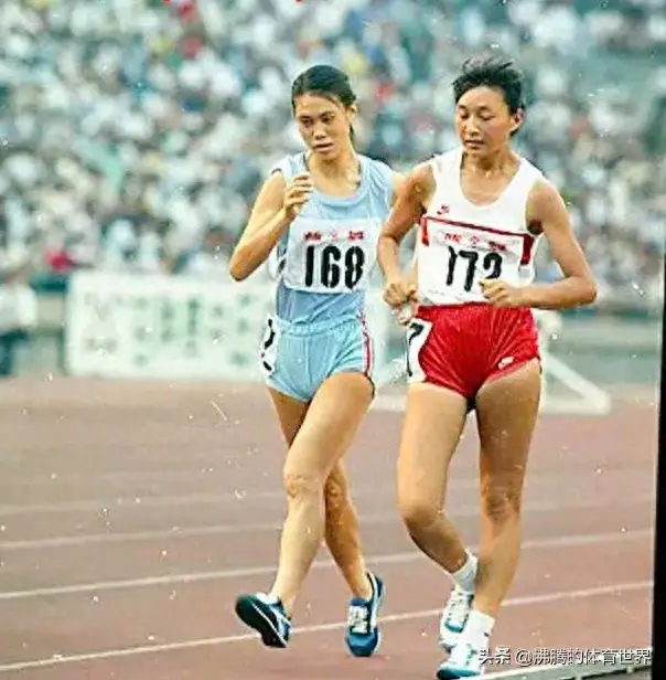 自从1983年中国女子竞走队在挪威卑尔根捧得艾斯堡恩杯女团世界冠军算起
